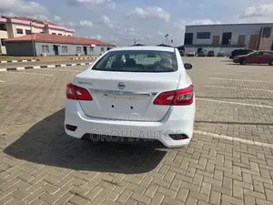 Nissan Sentra 2018 White