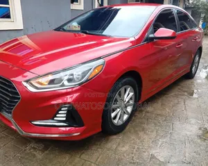 Hyundai Sonata 2018 Red