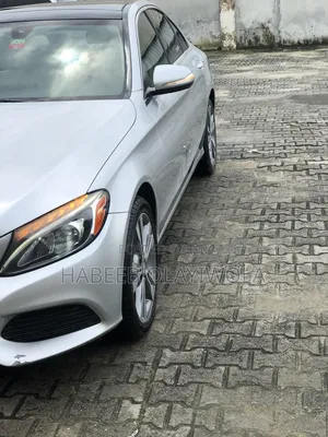 Mercedes-Benz C300 2016 Silver