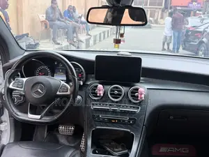 Mercedes-Benz GLC-Class 2017 Silver
