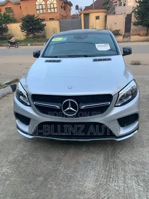 Mercedes-Benz GLE-Class 2016 Silver
