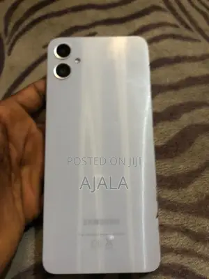 Samsung Galaxy A05 64 GB White