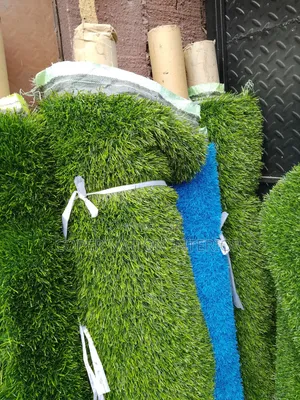 Artificial Grass. 40 Mm , Available in Different Sizes and Colour.