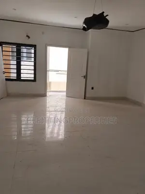 5bdrm Duplex in Ogudu GRA for sale
