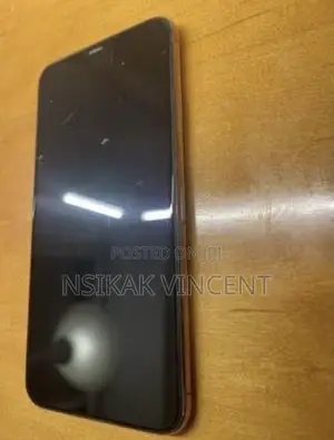Apple iPhone 11 Pro Max 64 GB White