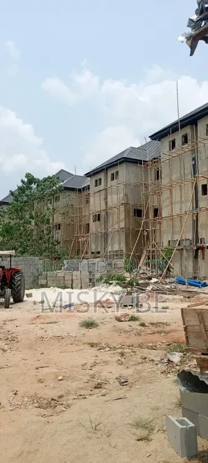 Misky Q's Construction
