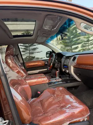 Toyota Tundra 2016 Brown