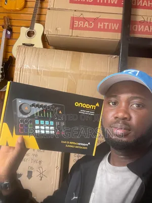 Maonocaster E2 Gen2 Podcast and Streaming Audio Console