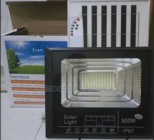 LumiVOLT 500watts Solar Flood Light