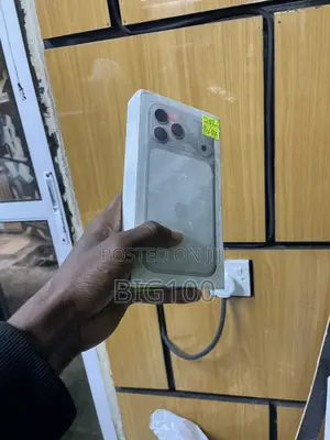 New Apple iPhone 17 Pro Max 256 GB White