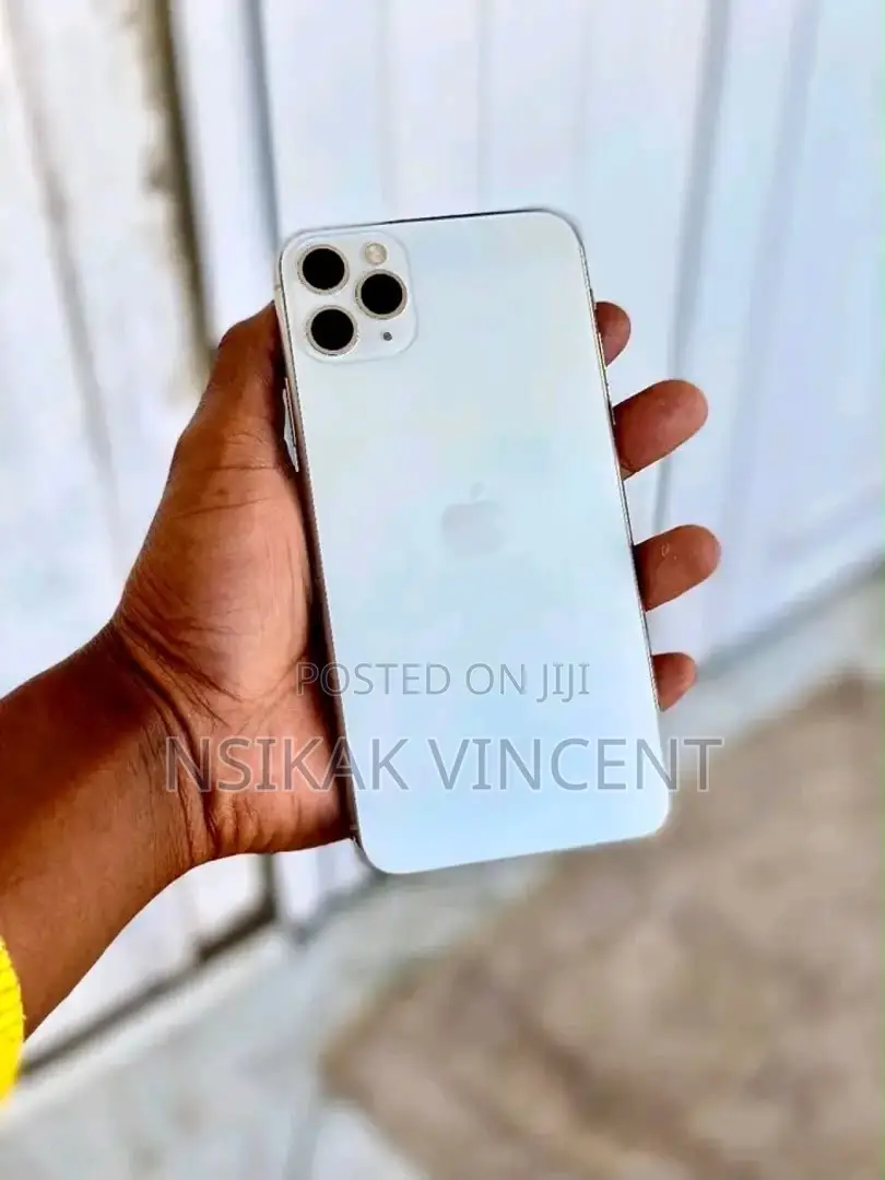 Apple iPhone 11 Pro Max 64 GB White
