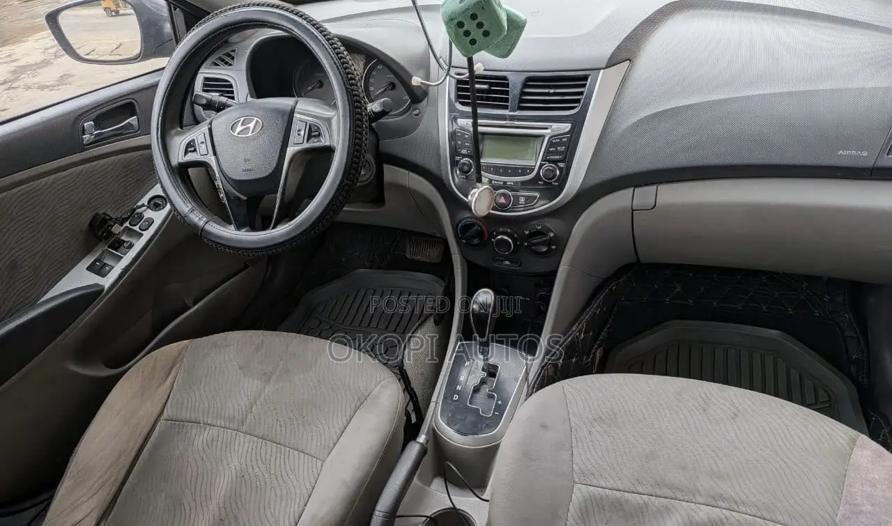 Hyundai Accent 2012 Gray