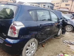 Toyota Corolla 2005 Blue