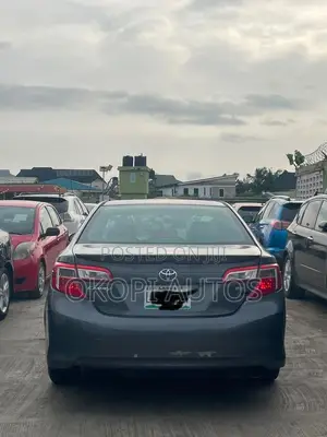 Toyota Camry 2014 Gray