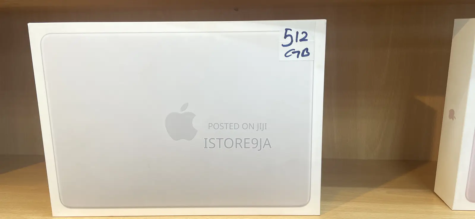 New Laptop Apple MacBook 8GB SSD 256GB