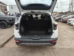 Hyundai Tucson 2023 White