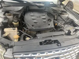 Infiniti FX35 Base 4x2 (3.5L 6cyl 5A) 2005 Gray