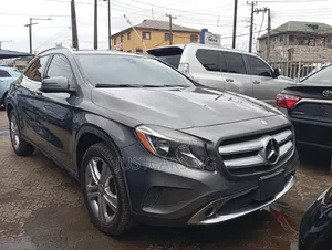 Mercedes-Benz GLA 250 2017 Gray