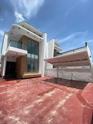 5bdrm Duplex in Ikota for sale