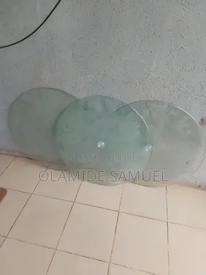 3 Pieces Stool and 1 Piece Centre Table Glass