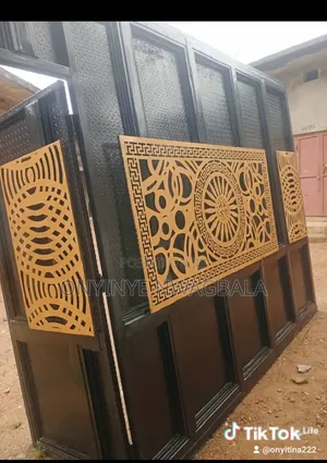 Laser Cut Design Pan