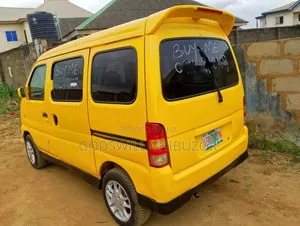 Suzuki Every 2012 Yellow