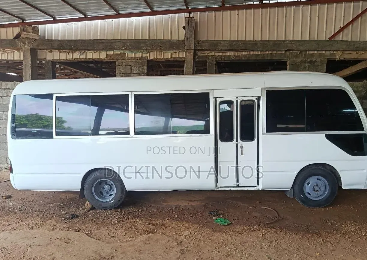 Toyota Coaster 2007 White