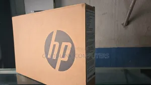 New Laptop HP EliteBook 830 G9 16GB Intel Core i5 SSD 256GB