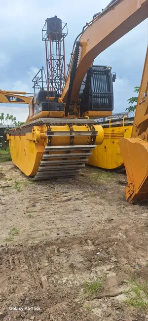 Caterpillar Swamp Buggy 320D2l for Sale. Price: 450Million Naira