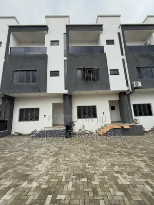 4bdrm Townhouse / Terrace in Guzape District for rent