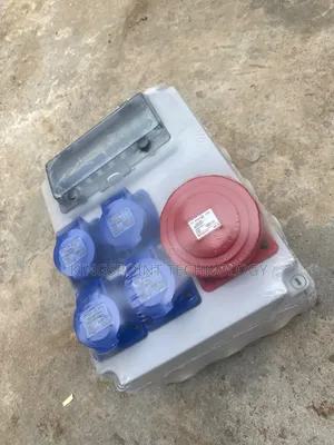 Industrial Socket Complete With Circuit Breaker