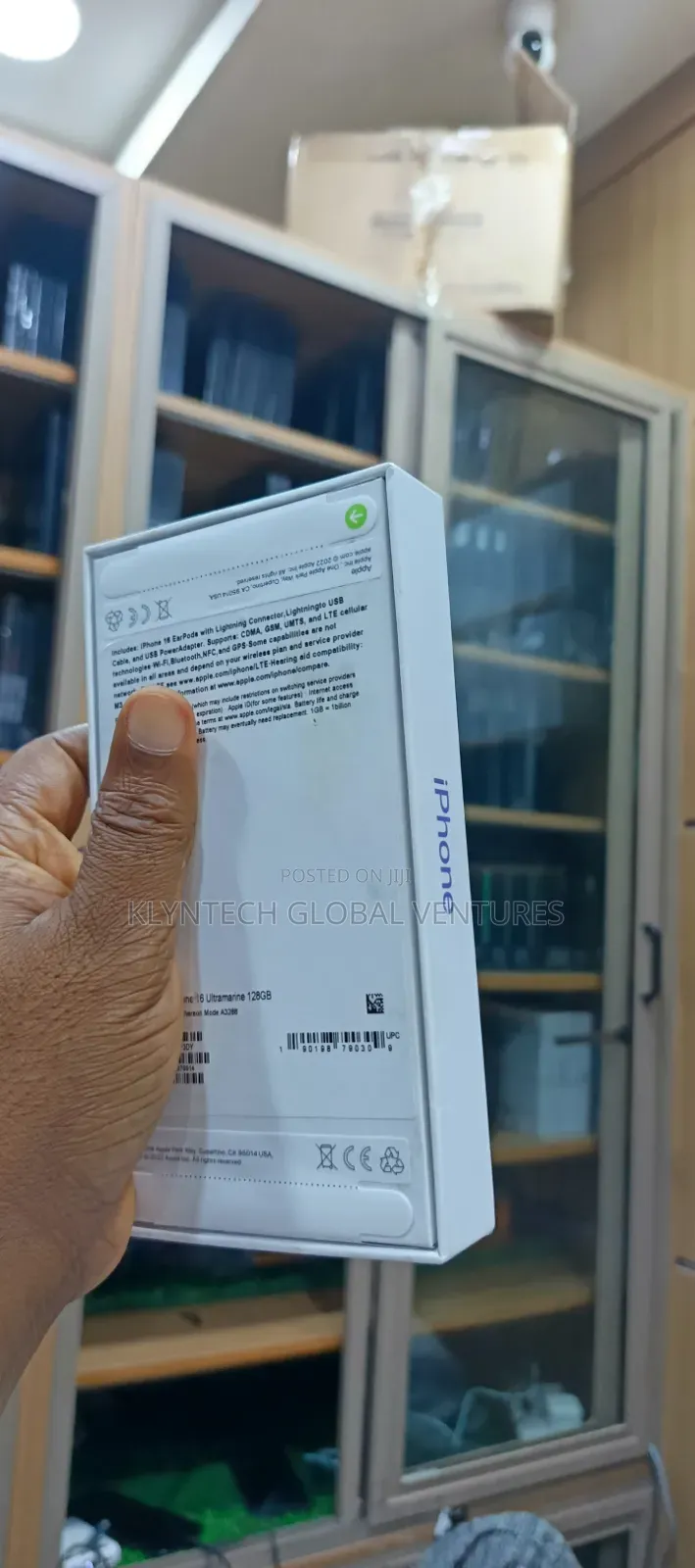New Apple iPhone 16 128 GB Blue
