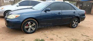 Toyota Camry 2004 Blue