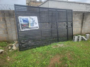 Sliding Gate