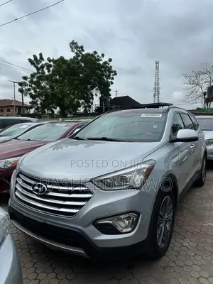 Hyundai Santa Fe Limited w/Saddle Interior 4dr SUV AWD (3.3L 6cyl 6A)