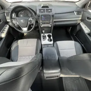 Toyota Camry SE 4dr Sedan (2.5L 4cyl 6A) 2012 Red