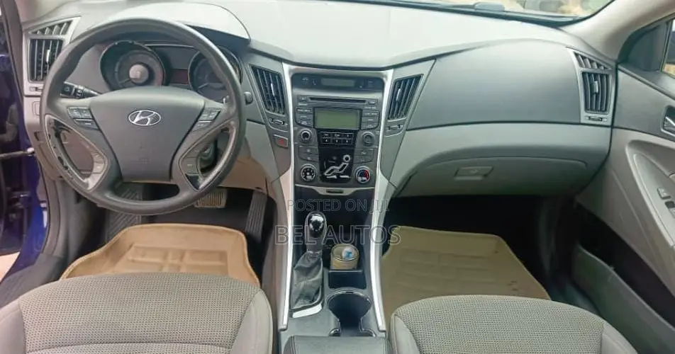 Hyundai Sonata 2013 Blue
