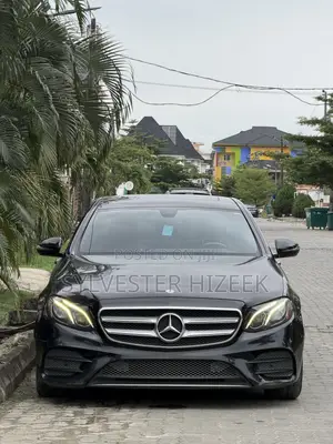 Mercedes-Benz E300 4Matic AWD Sedan (2.0L 4cyl 9A) 2017 Black