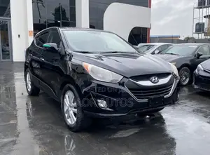 Hyundai Tucson Limited AWD 2010 Black