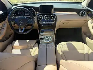 Mercedes-Benz GLC-Class 2017 White