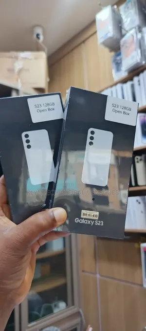 New Samsung Galaxy S23 128 GB White