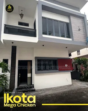 4bdrm Duplex in Lagos Island / Lagos Island for rent
