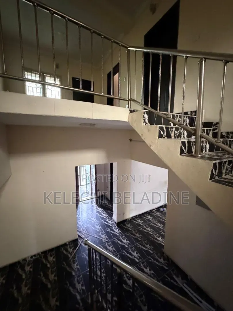 4bdrm Duplex in Ago Palace for rent