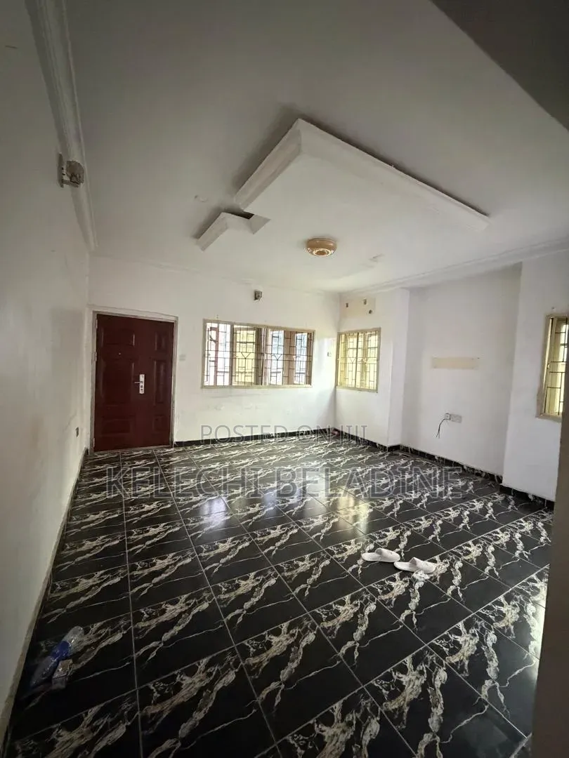 4bdrm Duplex in Ago Palace for rent