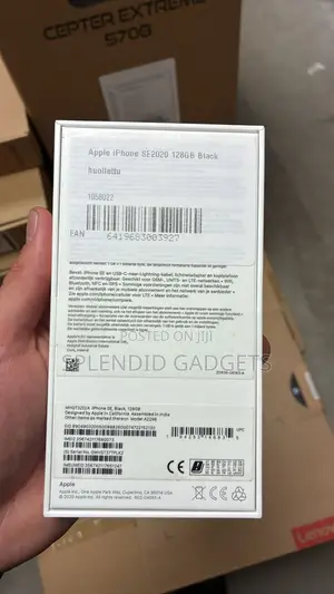 New Apple iPhone SE (2020) 128 GB Black