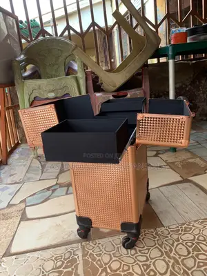 Makeup Box