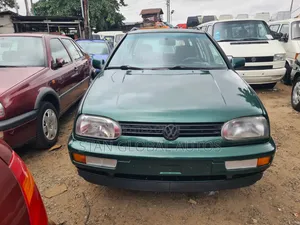 Volkswagen Golf 2002 Green