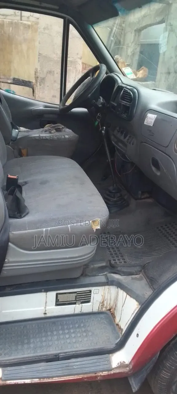 Ford Transit 2002 White