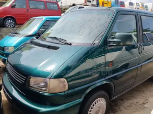 Volkswagen Transporter 2005 Green