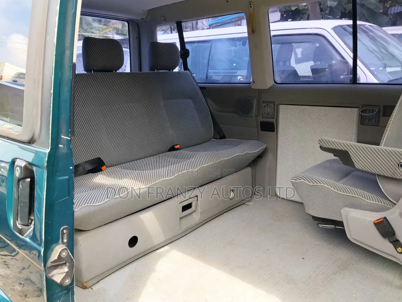 Volkswagen Transporter 2005 Green
